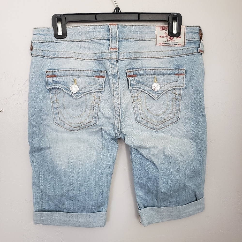 True Religion Women's 28 Light Wash Denim Knee Length Short Bermuda Shorts Jean
